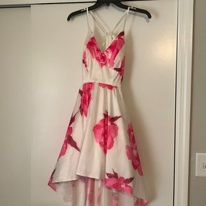 JC Penny / B Smart Highlow Formal Dress Woman’s Size 0 or 1 White Pink Lace